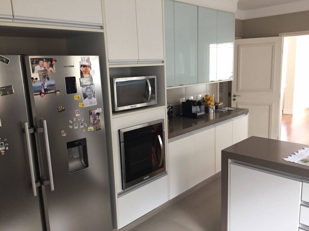 Casa à venda e aluguel com 4 quartos, 600m² - Foto 21