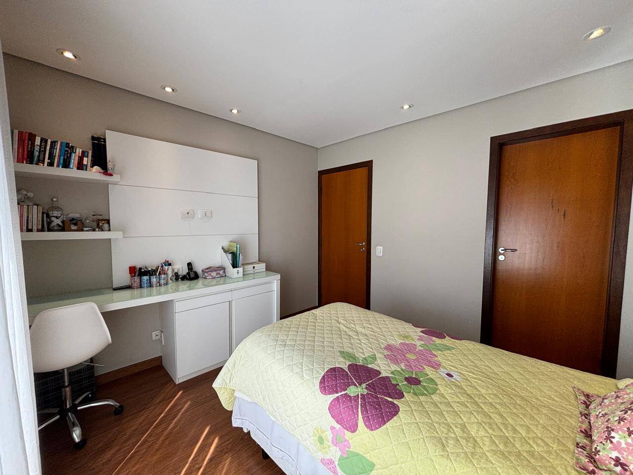 Casa, 4 quartos, 360 m² - Foto 18
