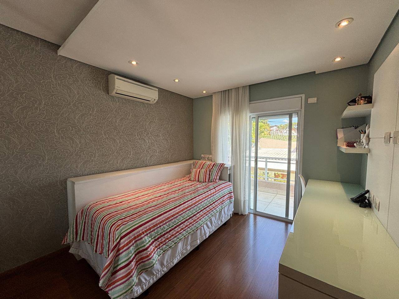Casa, 4 quartos, 360 m² - Foto 23