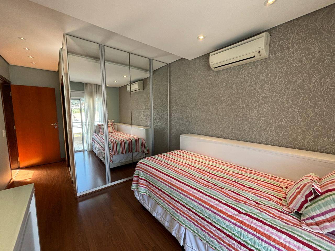 Casa, 4 quartos, 360 m² - Foto 28
