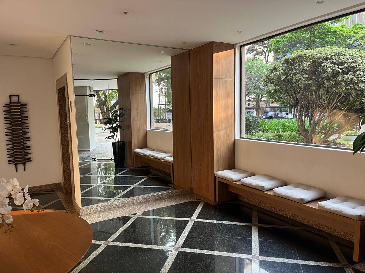 Apartamento, 3 quartos, 130 m² - Foto 2