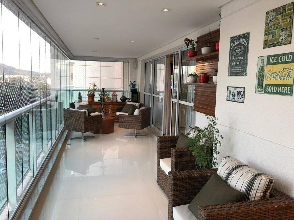Apartamento, 3 quartos, 235 m² - Foto 3