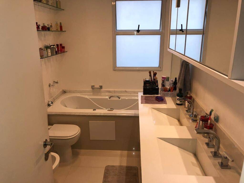 Apartamento, 3 quartos, 235 m² - Foto 8