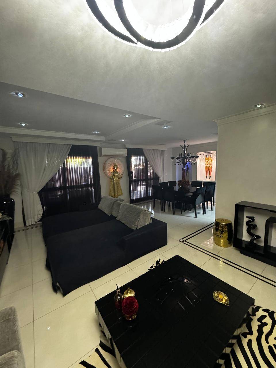 Casa, 3 quartos, 280 m² - Foto 29
