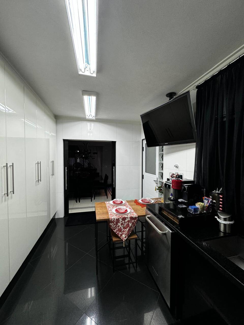 Casa, 3 quartos, 280 m² - Foto 35