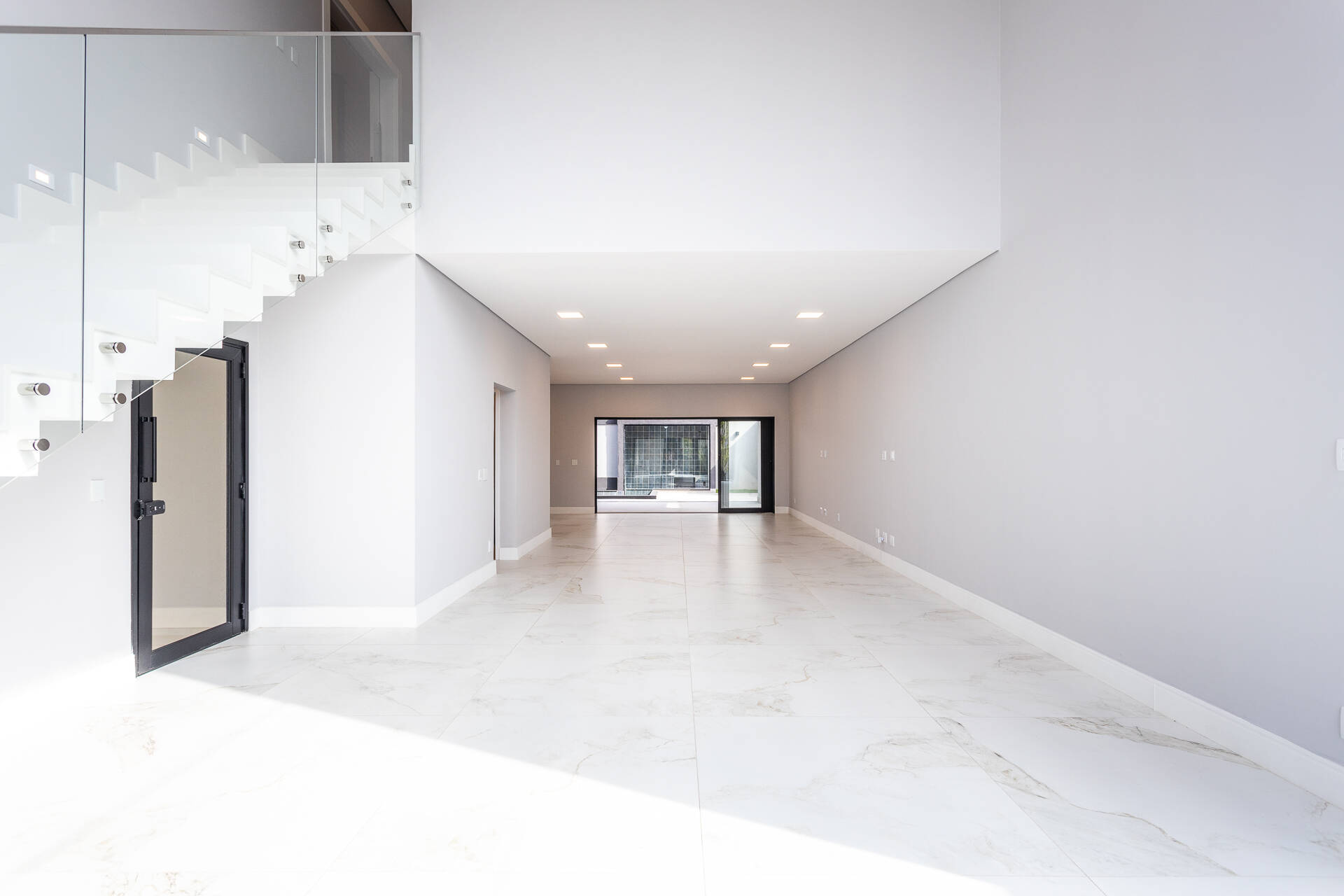 Casa, 5 quartos, 392 m² - Foto 3