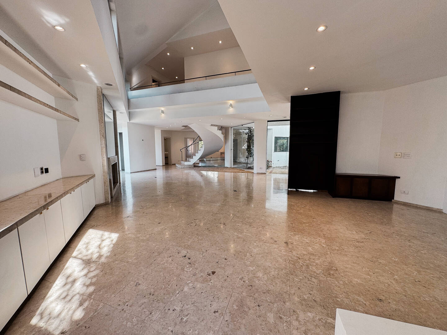 Casa, 6 quartos, 777 m² - Foto 3