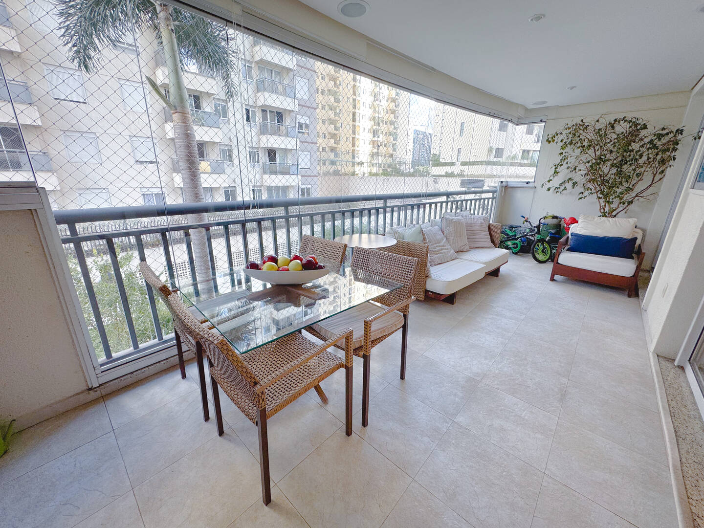 Apartamento, 3 quartos, 165 m² - Foto 2