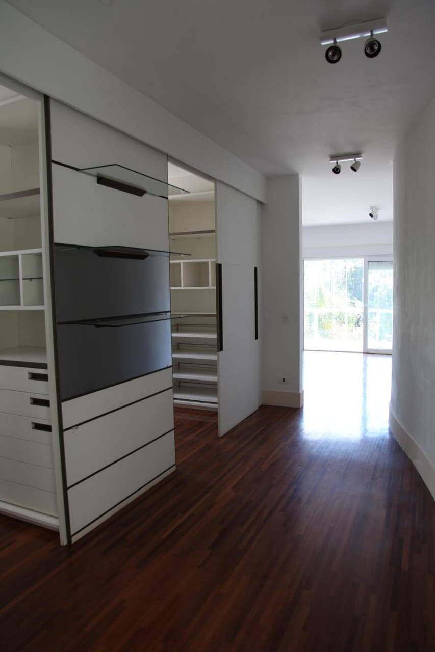 Casa à venda e aluguel com 4 quartos, 607m² - Foto 20
