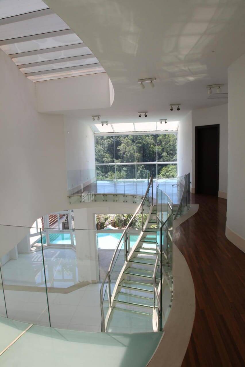 Casa à venda e aluguel com 4 quartos, 607m² - Foto 13