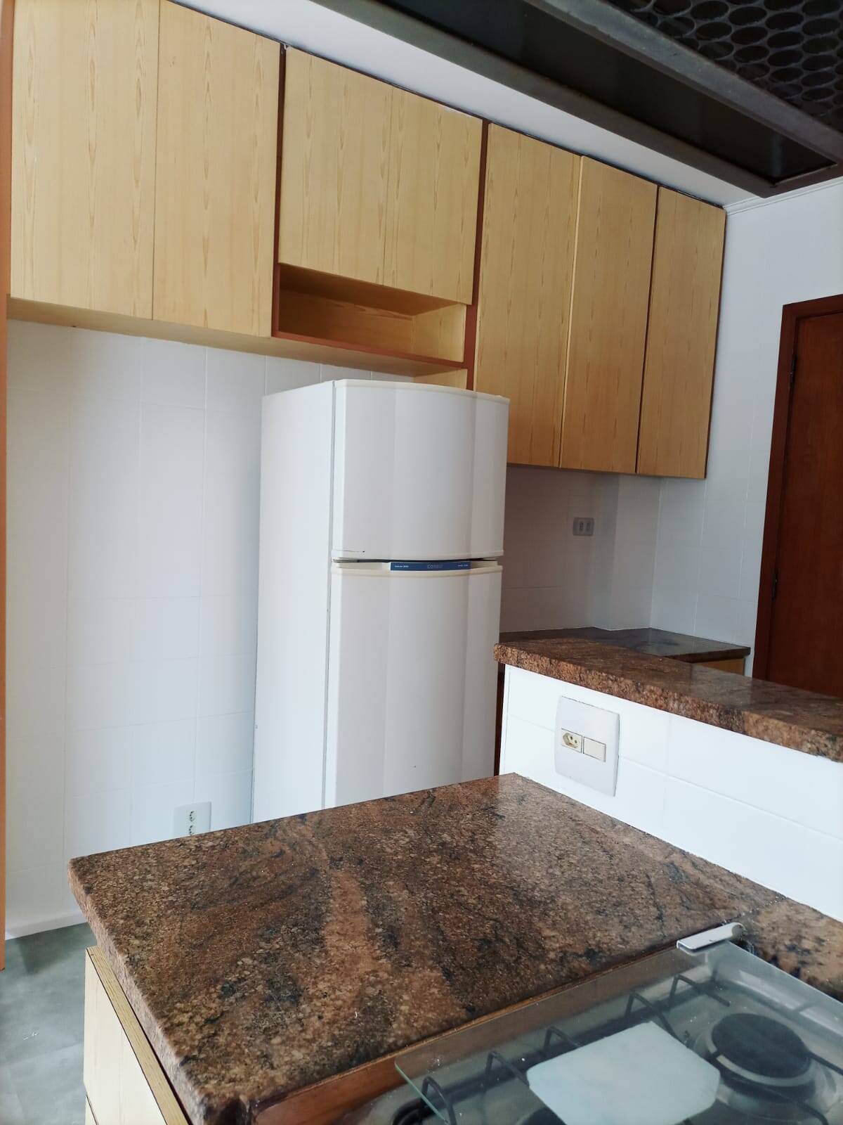 Casa para alugar com 3 quartos, 300m² - Foto 7