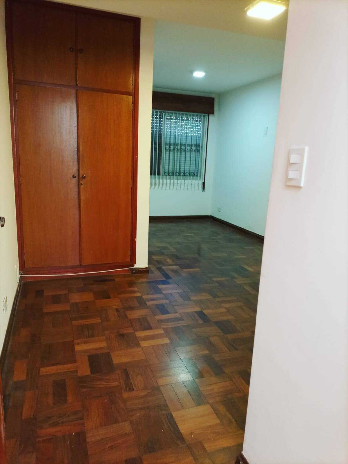 Casa para alugar com 3 quartos, 300m² - Foto 16