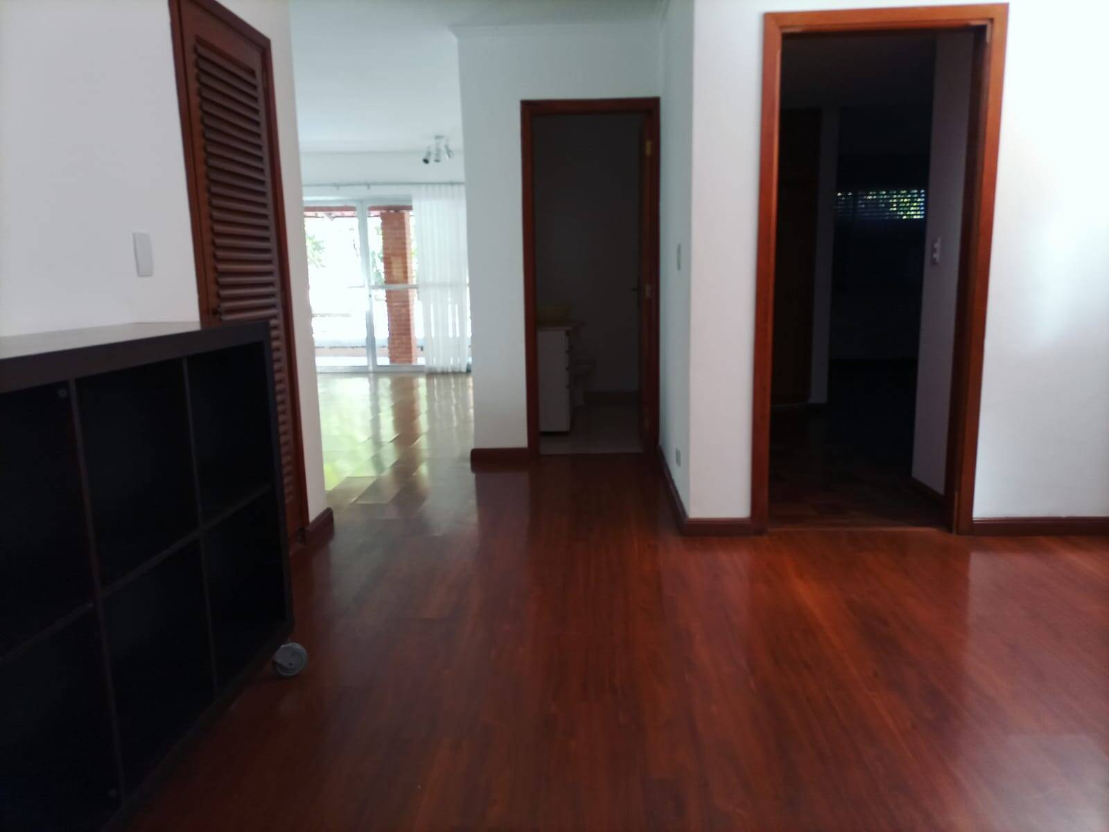 Casa para alugar com 3 quartos, 300m² - Foto 17