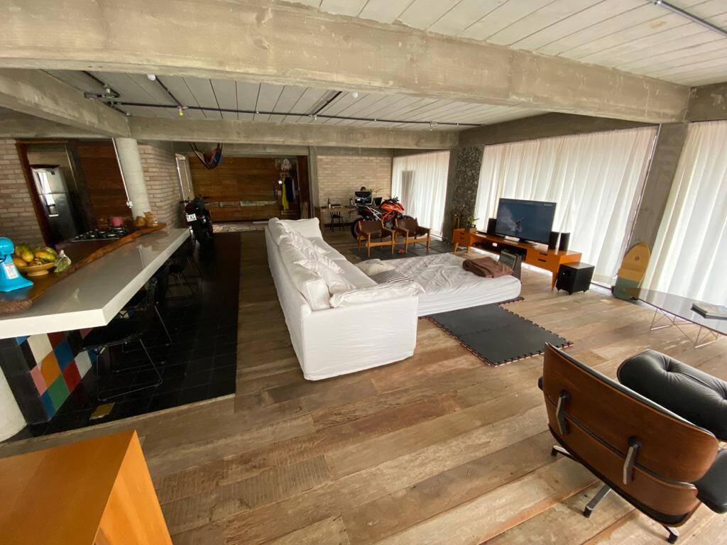 Casa, 4 quartos, 446 m² - Foto 1