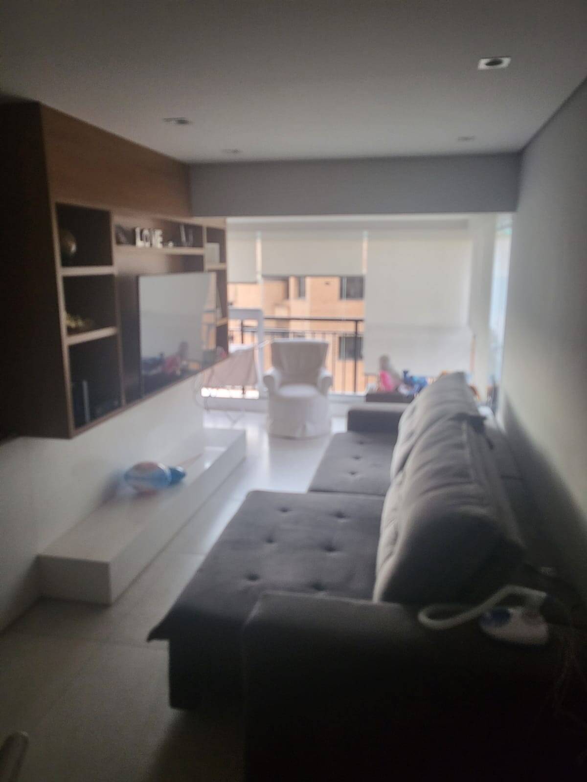 Apartamento à venda com 2 quartos, 68m² - Foto 1