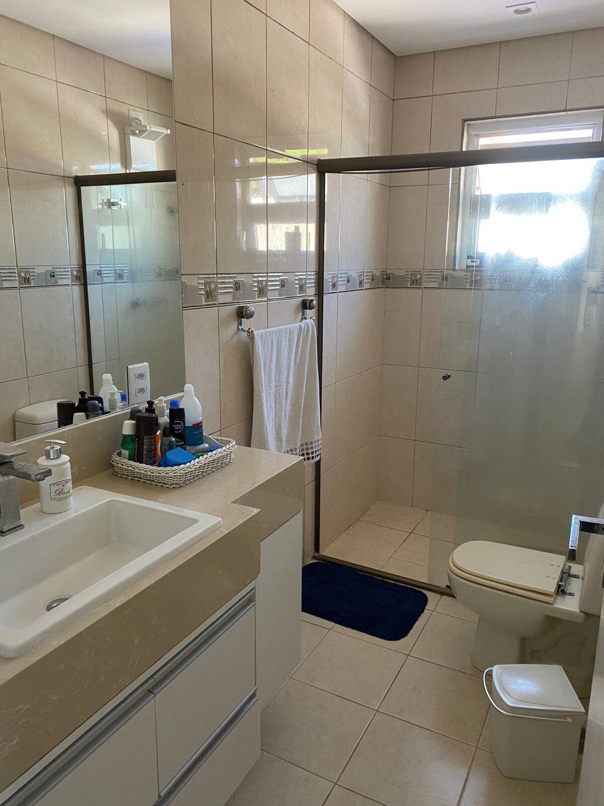 Casa para alugar com 4 quartos, 333m² - Foto 8