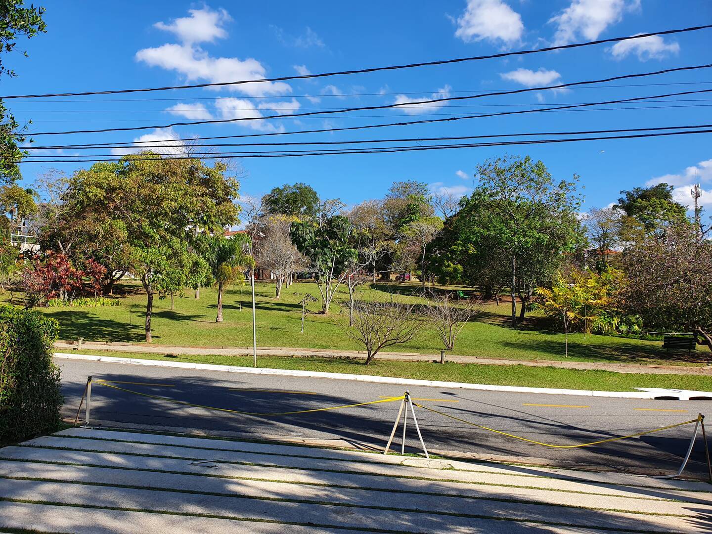 Casa à venda e aluguel com 3 quartos, 400m² - Foto 34