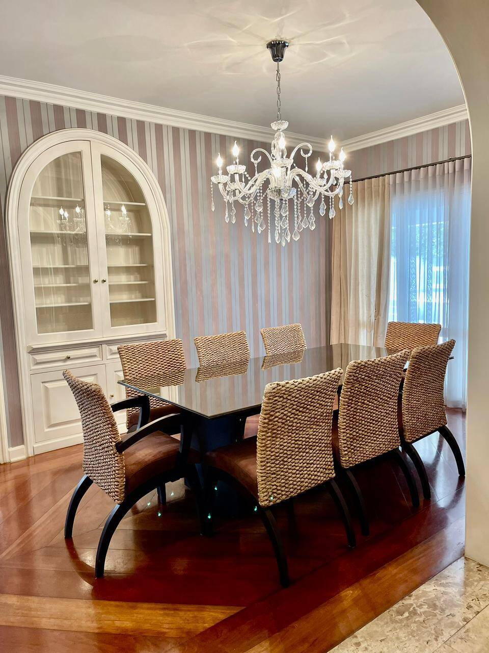 Casa para alugar com 5 quartos, 640m² - Foto 9