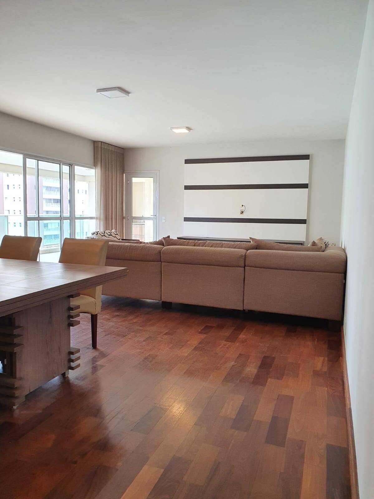 Apartamento, 4 quartos, 212 m² - Foto 2