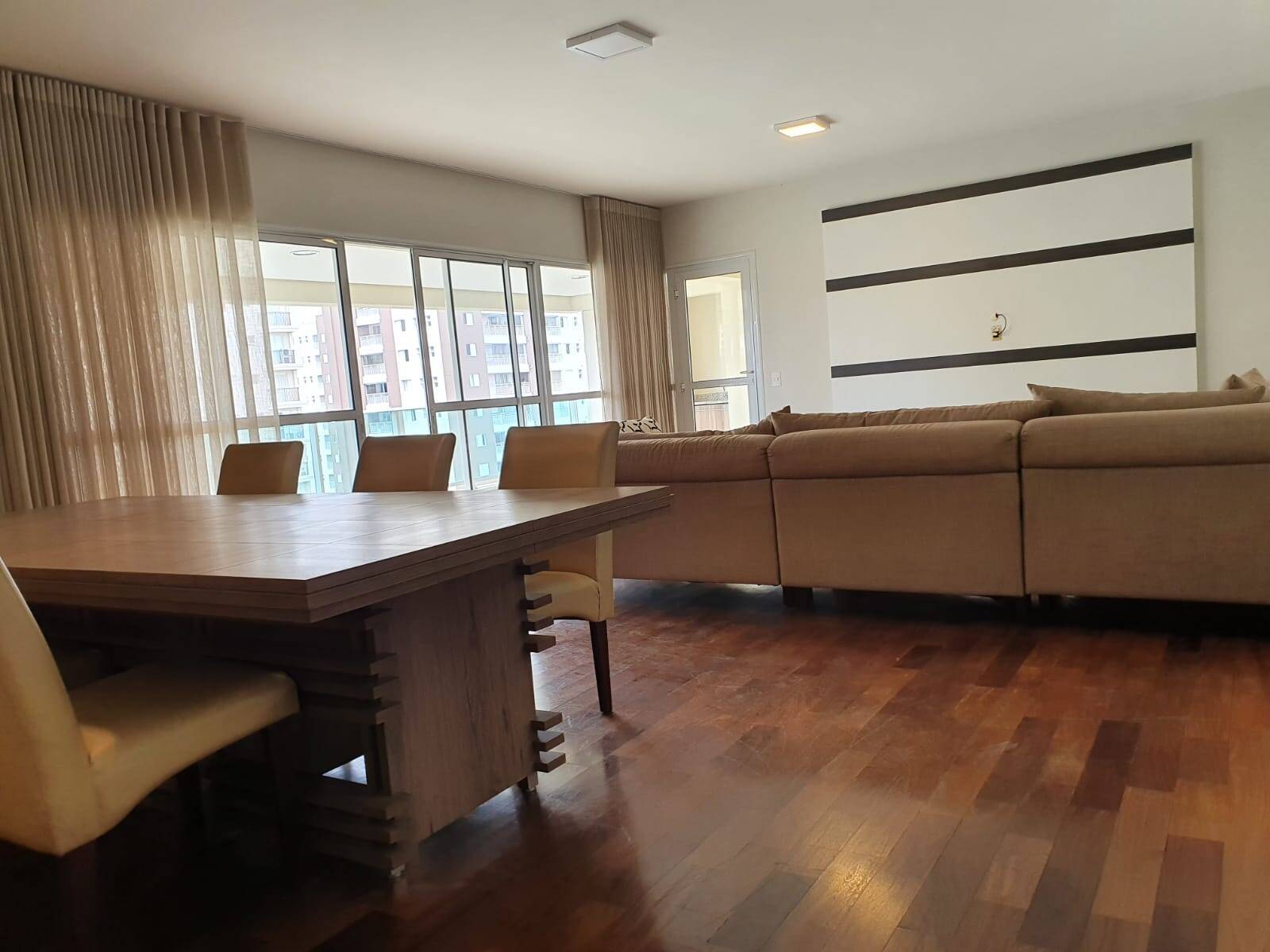 Apartamento, 4 quartos, 212 m² - Foto 3