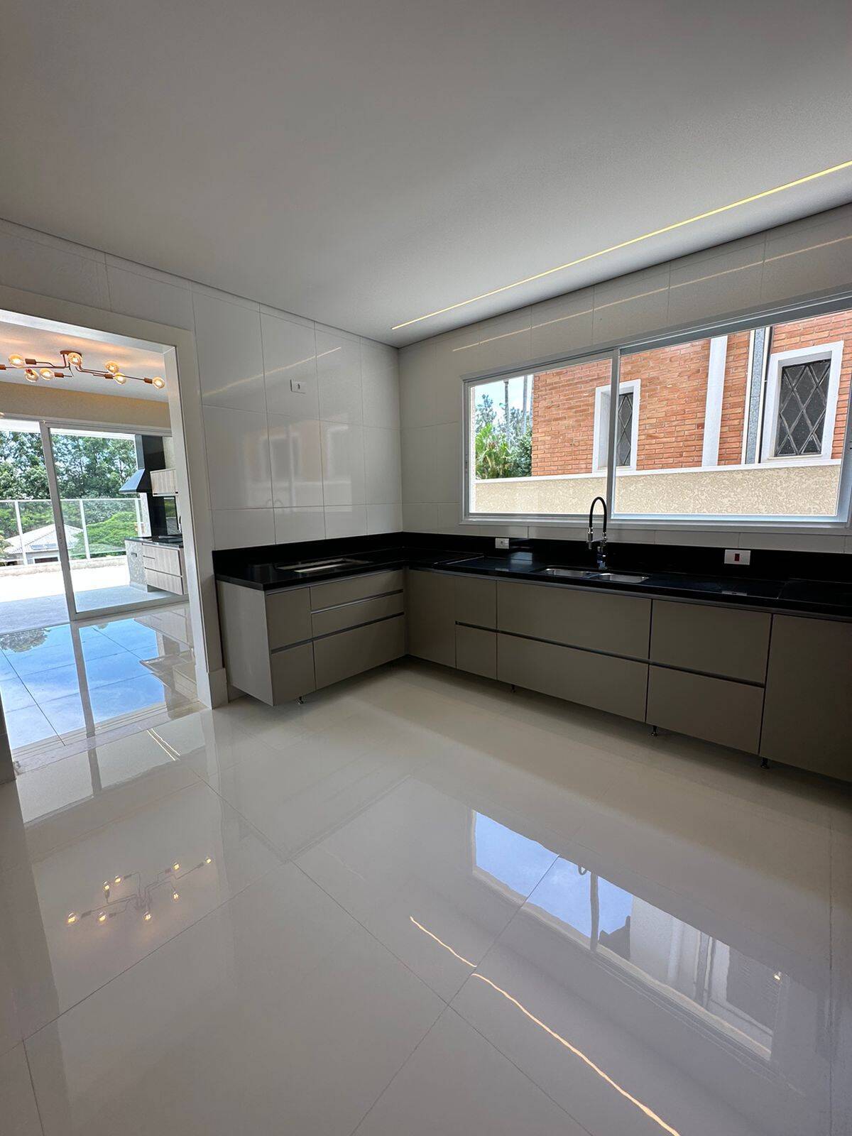 Casa, 4 quartos, 371 m² - Foto 31