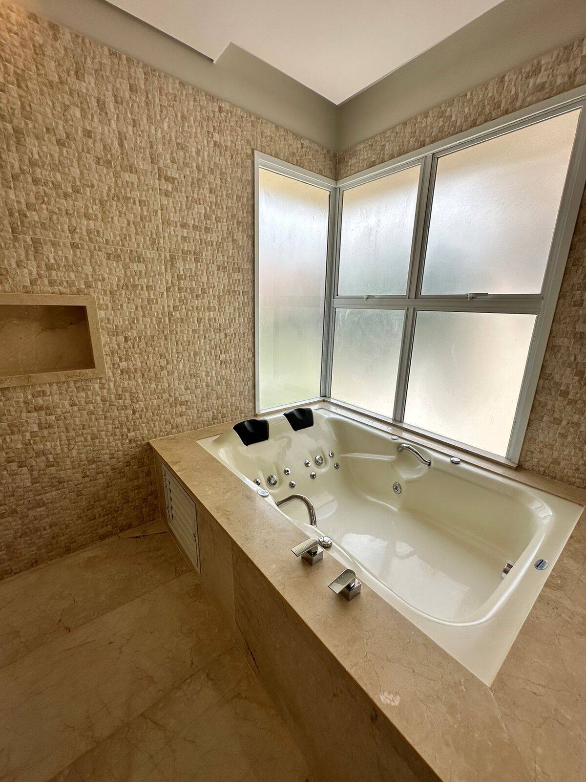 Casa, 4 quartos, 371 m² - Foto 65