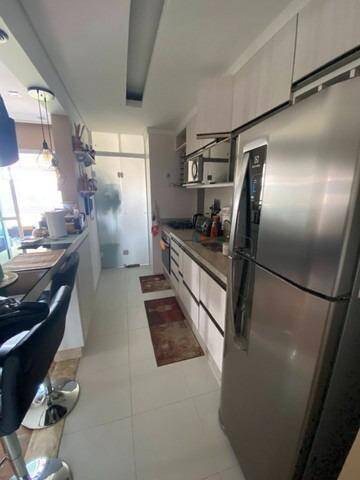 Apartamento à venda com 2 quartos, 76m² - Foto 4