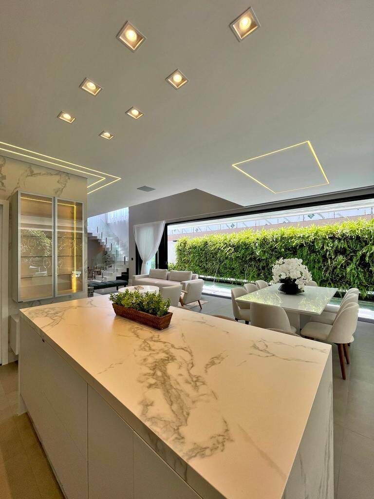 Casa à venda com 5 quartos, 415m² - Foto 10