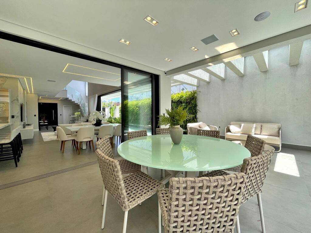 Casa à venda com 5 quartos, 415m² - Foto 15