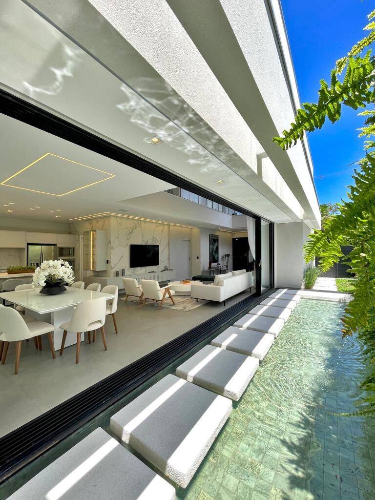 Casa à venda com 5 quartos, 415m² - Foto 16