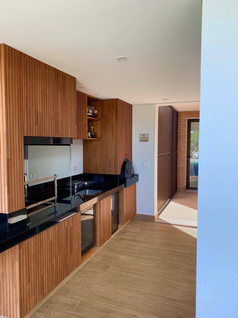 Casa à venda e aluguel com 4 quartos, 500m² - Foto 7