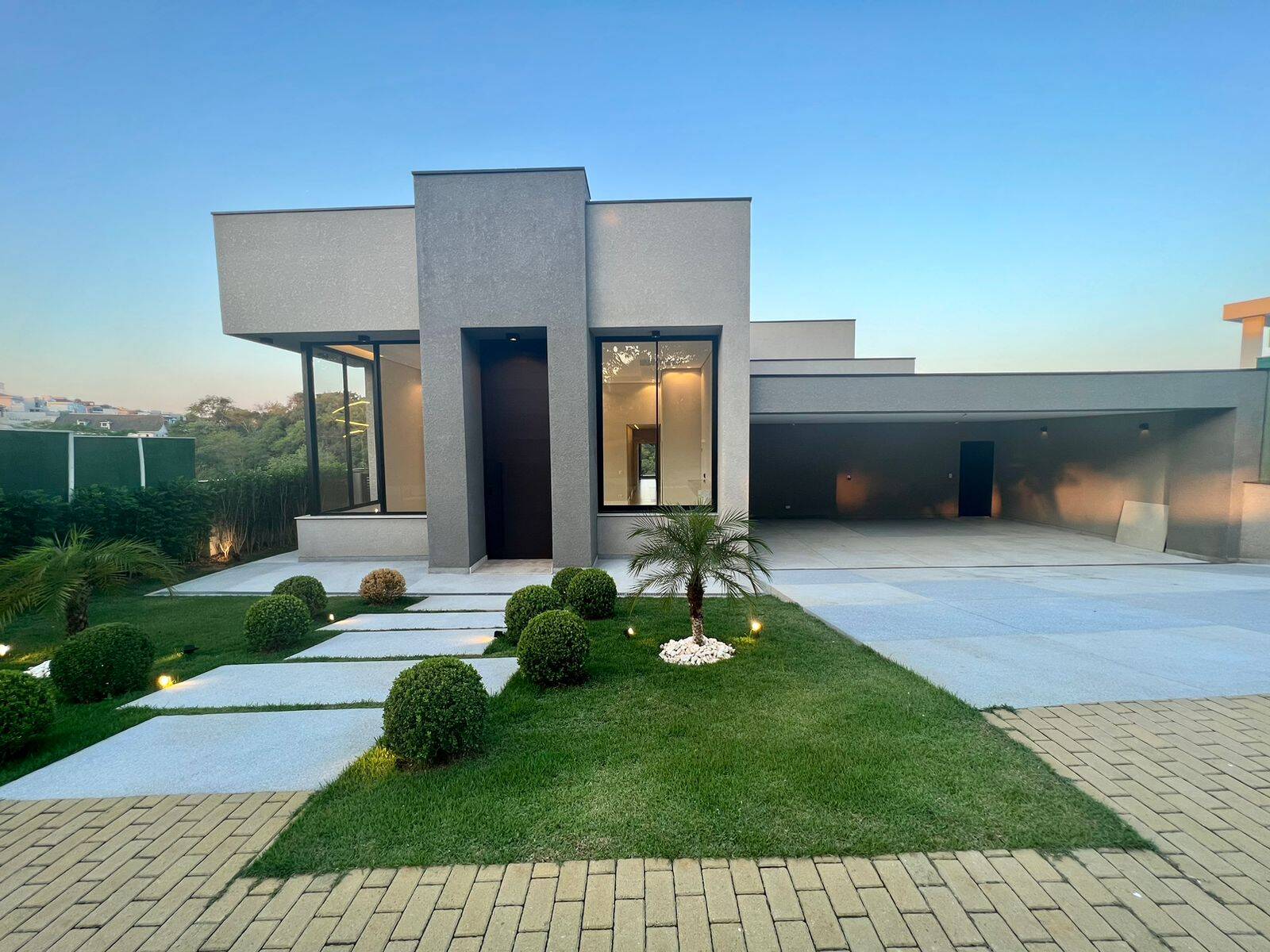 Casa, 4 quartos, 428 m² - Foto 1
