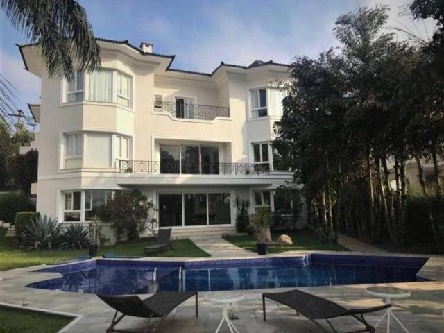 Casa para Venda em Santana de Parnaíba - 4
