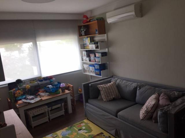 Casa para Venda em Santana de Parnaíba - 3