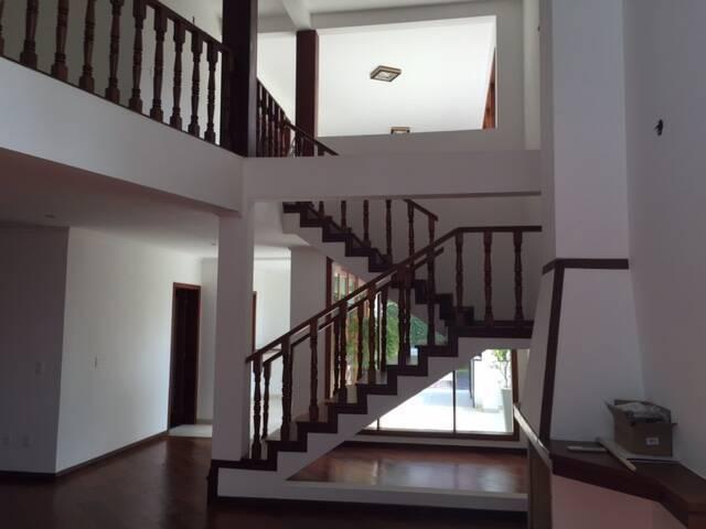 Casa para Venda em Santana de Parnaíba - 3