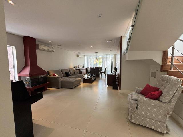 Casa para Venda em Santana de Parnaíba - 4