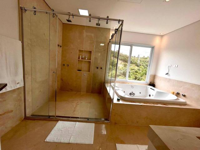 Casa para Venda em Santana de Parnaíba - 5