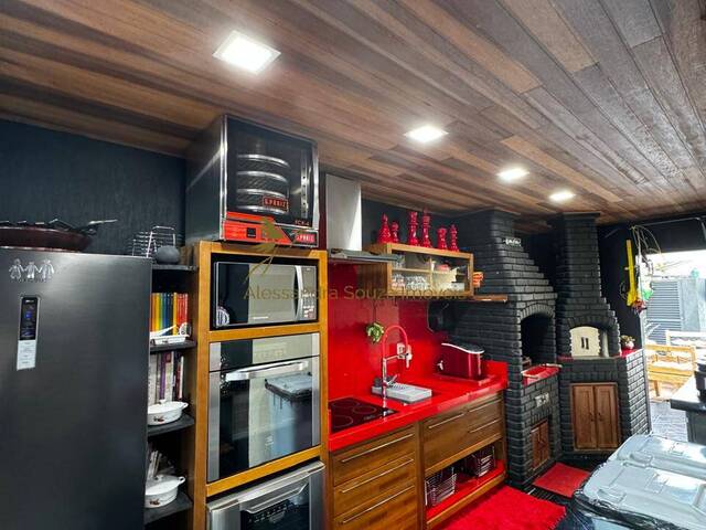 #1937 - Casa para Venda em Santana de Parnaíba - SP - 2