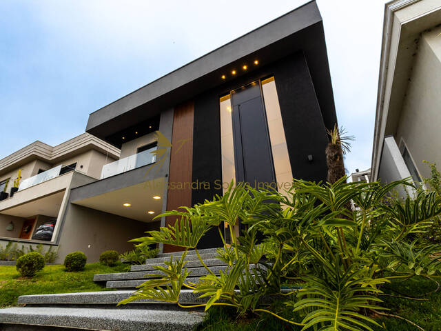 #1953 - Casa para Venda em Santana de Parnaíba - SP - 1
