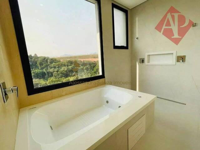 #1960 - Casa para Venda em Santana de Parnaíba - SP - 3