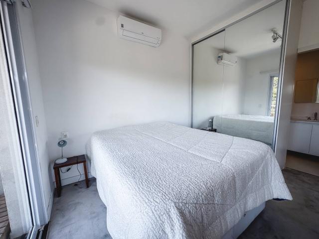 Apartamento para Venda em Santana de Parnaíba - 4