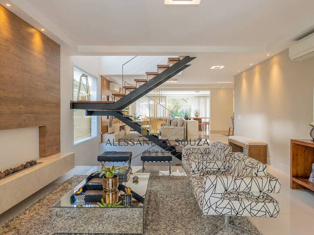 #2048 - Casa para Venda em Santana de Parnaíba - SP - 2