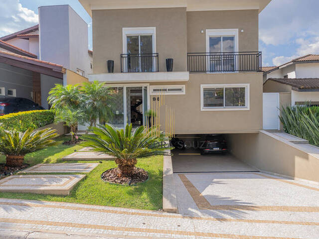 Casa para Venda em Santana de Parnaíba - 4