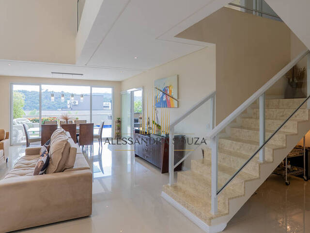 #2049 - Casa para Venda em Santana de Parnaíba - SP - 3