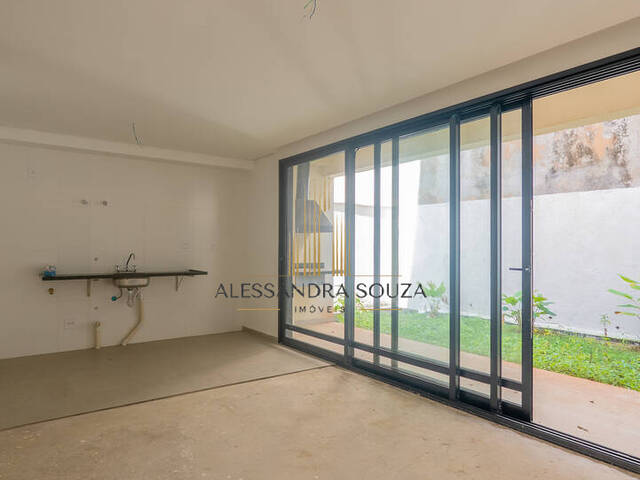 Casa para Venda em Santana de Parnaíba - 5