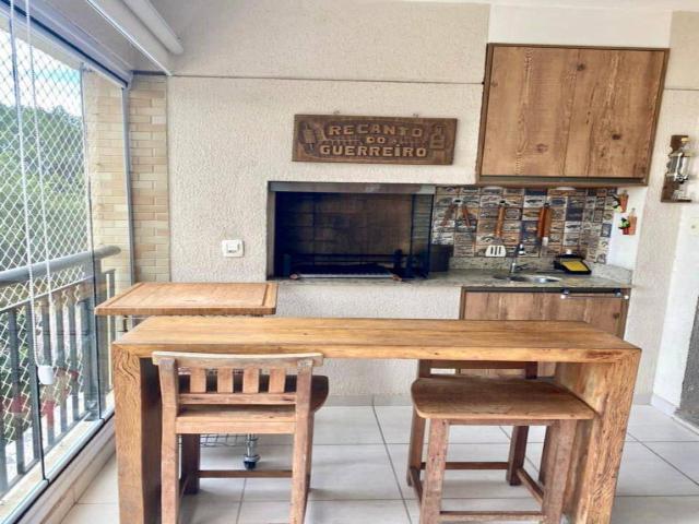 Apartamento para Venda em Santana de Parnaíba - 3