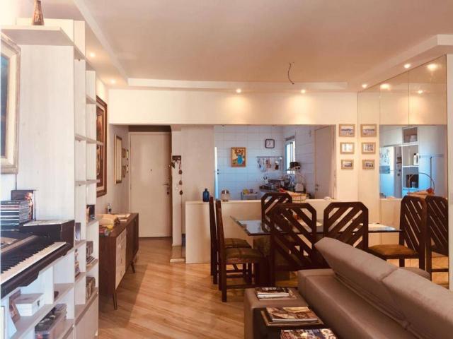 Venda em Jardim Tupanci - Barueri