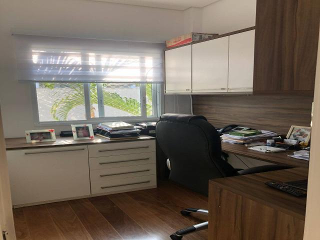 Casa para Venda em Santana de Parnaíba - 4