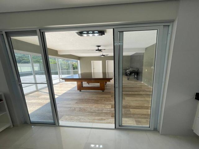 Casa para Venda em Santana de Parnaíba - 3