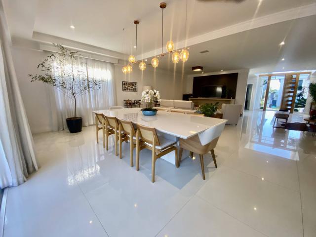 Casa para Venda em Santana de Parnaíba - 2